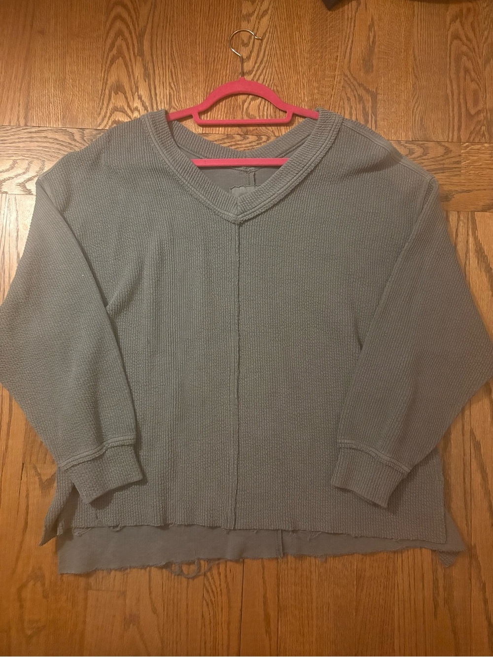 aerie V-Neck Sweater in Sage Green